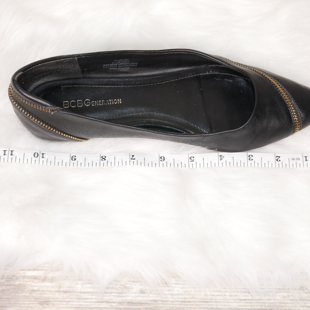 BCBGeneration Faux Leather Gold Color Zipper 8.5 - Picture 7 of 8
